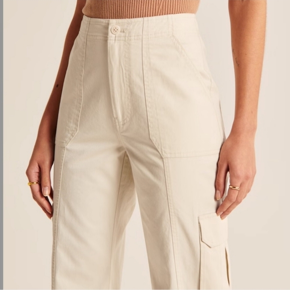 Abercrombie & Fitch Curve Love Relaxed Cargo Pant Size 32/14R - Picture 2 of 9